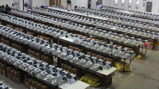 Polícia fará segurança no armazenamento e transporte das urnas eletrônicas