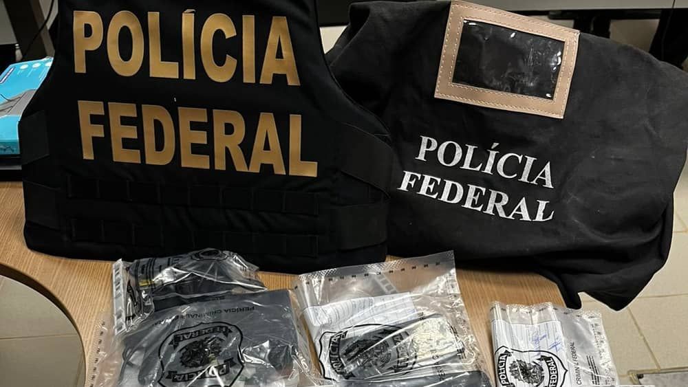 Homem suspeito de compartilhar fotos e vídeos de crianças na internet é alvo da PF em Governador Valadares