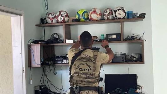Polícia Federal cumpriu mandados em diversos municípios brasileiros