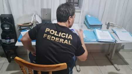 Polícia Federal cumpre mandados de prisão em investigação contra falsos médicos no RJ.