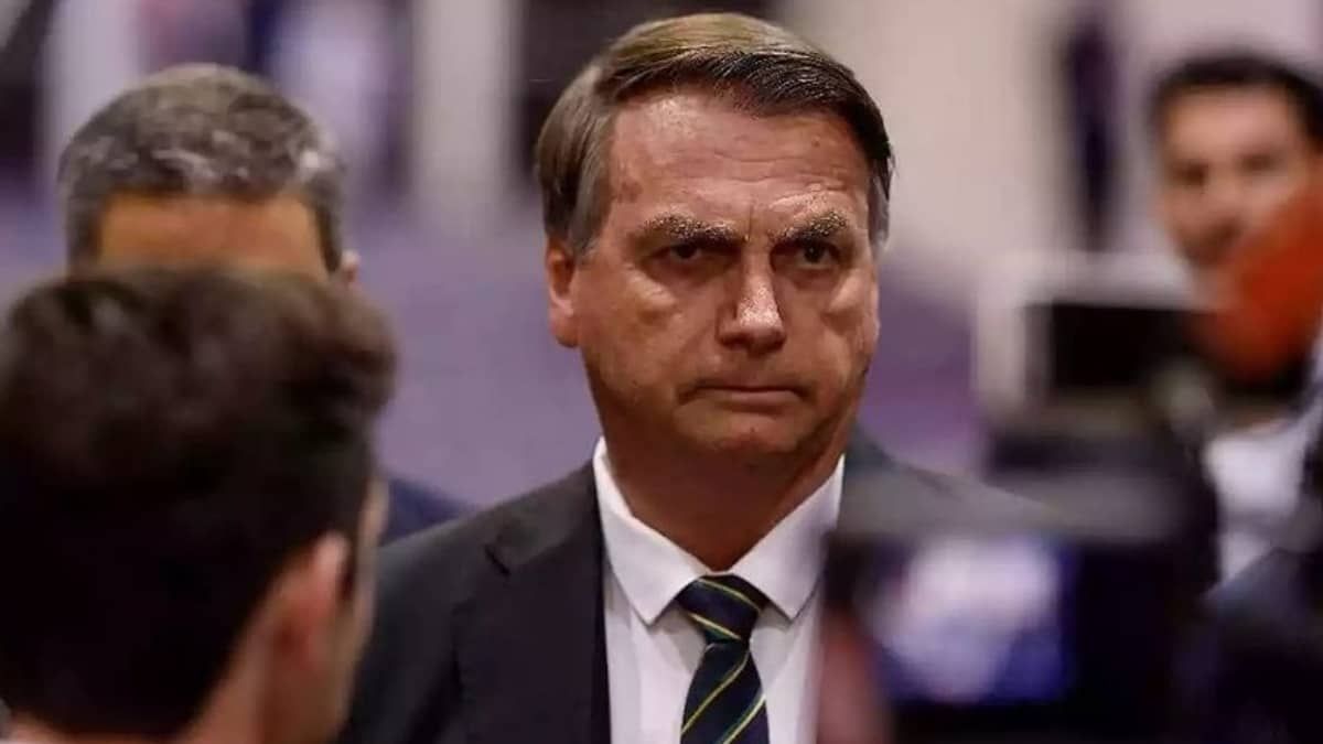 Bolsonaro presta depoimento sobre caso das joias árabes nesta quarta (5)