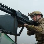 Como funciona a arma antidrone usada na posse de Lula?