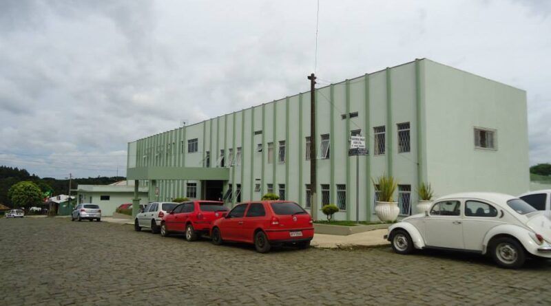 Polícia investiga suspeita de intoxicação por refrigerante em UPA de Santa Catarina