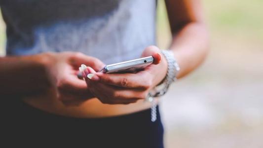 Polícia Militar encontra 14 celulares furtados em motel