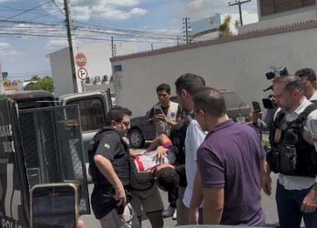 A Polícia Civil do Ceará prendeu, nesta sexta-feira (26), o primeiro suspeito de participar do ataque na Escola de Ensino Médio Luís Felipe, em Sobral