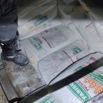 Foram apreendidas cerca de 6 mil ampolas de anabolizantes, 1.800 celulares