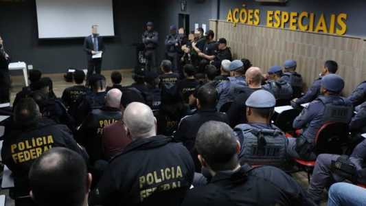 Policiais cumpriram oito mandados de busca e apreensão