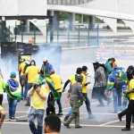Polícia e bolsonaristas entram em confronto após invasão do Congresso