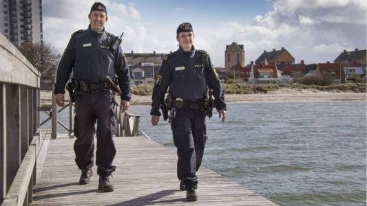Policiais suecos