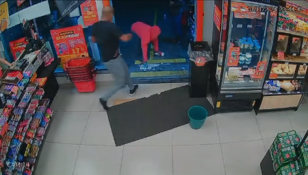 Novas imagens mostram que policial executou jovem negro pelas costas em SP | CNN Brasil