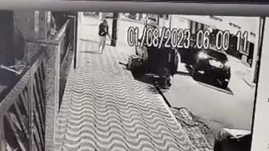 Policial militar é baleada durante ataque a tiros no litoral paulista.