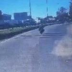 Policial penal bate moto em poste e morre na BR-040, em Contagem
