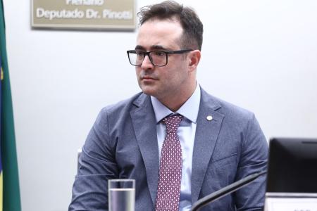 Deputado federal por São Paulo, primo do vereador Lucas Ganem (Podemos) foi homenageado na Câmara de BH