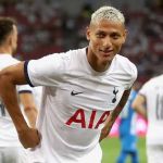 Com hat-trick de Richarlison, Tottenham goleia o Lion City em amistoso