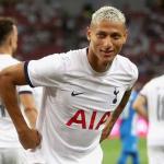 Com hat-trick de Richarlison, Tottenham goleia o Lion City em amistoso