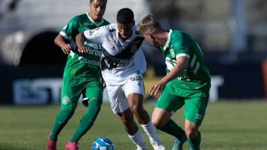Ponte Preta venceu a Chapecoense neste domingo (6), por 1 a 0