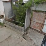 Menino de 7 anos se desequilibra em ponte e cai em córrego no interior de Minas