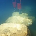 Ponte submersa de 6 mil anos revela presença humana em caverna na Espanha