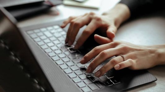 Por engano, perfil foi atribuído a menor de 13 anos