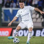 Jogadores do Cruzeiro prestam apoio a Ramiro após volante sofrer grave lesão