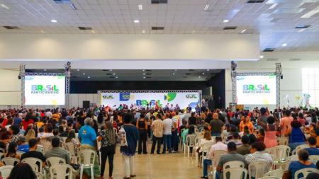 Por meio da plataforma, é possível indicar quais políticas devem ser priorizadas e apoiar propostas apresentadas por outras pessoas.