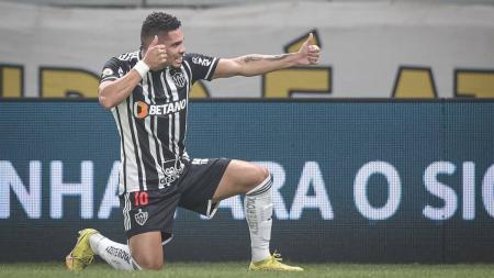 Por questão contratual, Paulinho não pode jogar pelo Atlético contra o América neste domingo (2)