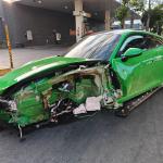 Acidente com Porsche deixa feridos e destrói carro de luxo em BH