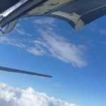 Avião com banda do cantor Tierry faz pouso de emergência após fuselagem soltar durante voo
