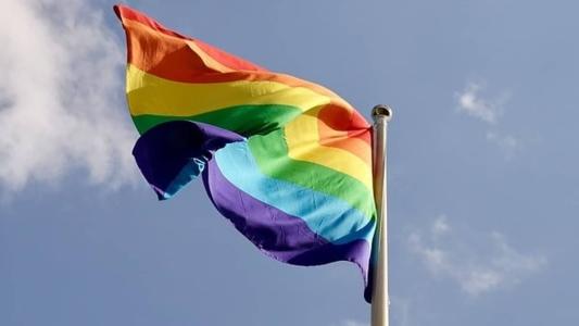 Portadoras do HIV flagrados em relação sexual com parceiros do mesmo sexo podem ser mortos