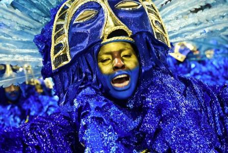 Imagens do desfile da Portela