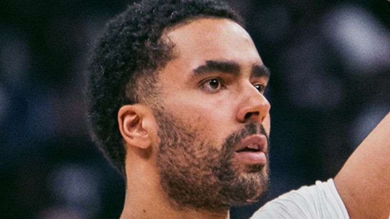 Jogador banido da NBA por apostas esportivas admite culpa e pode ser preso