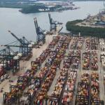 Equipe do governo que auxilia litoral de SP ficará instalada no Porto de Santos