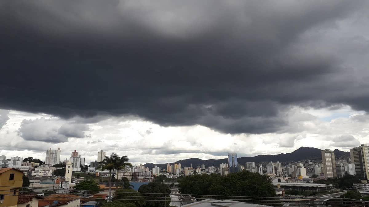 Alerta amarelo de chuva: BH e outras 390 cidades estão na lista do Inmet; confira