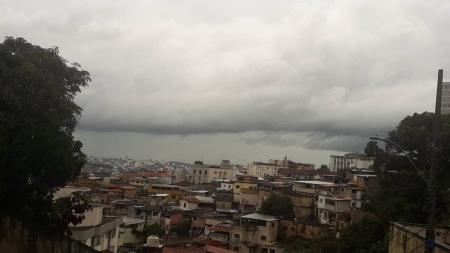 Possibilidade de chuva intensa deixa Belo Horizonte em alerta