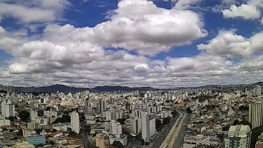 Possibilidade de nuvens não diminui o calor previsto para BH no feriado
