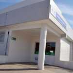 No dia internacional da Mulher esposa leva facada na cabeça do marido dentro de Posto de Saúde