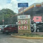Preço da gasolina cai, e litro pode ser encontrado até por R$ 5,52 em BH