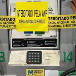 Posto em BH é interditado por vender gasolina junto com substância que pode cegar e matar