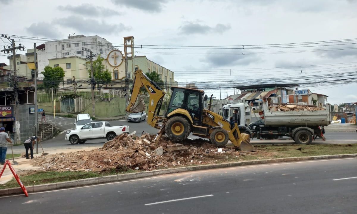 Posto policial é demolido para mudanças na logística do bairro Cascatinha