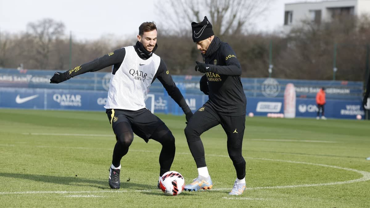 Neymar volta aos treinos e reforça PSG na Copa da França