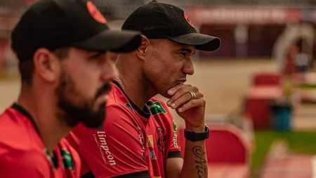 Pouso Alegre leva empate nos minutos finais