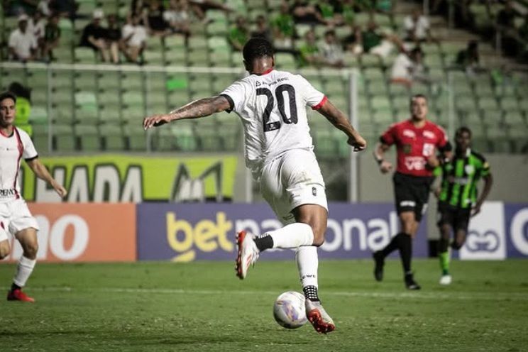 Pouso Alegre é goleado pelo América e vai receber o Atlético