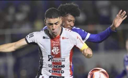 Lance de URT 0 x 0 Pouso Alegre, pelo Campeonato Mineiro 2026