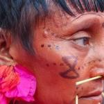 Mulher Yanomami de 33 anos morre por desnutrição; filhas e marido também estão internados