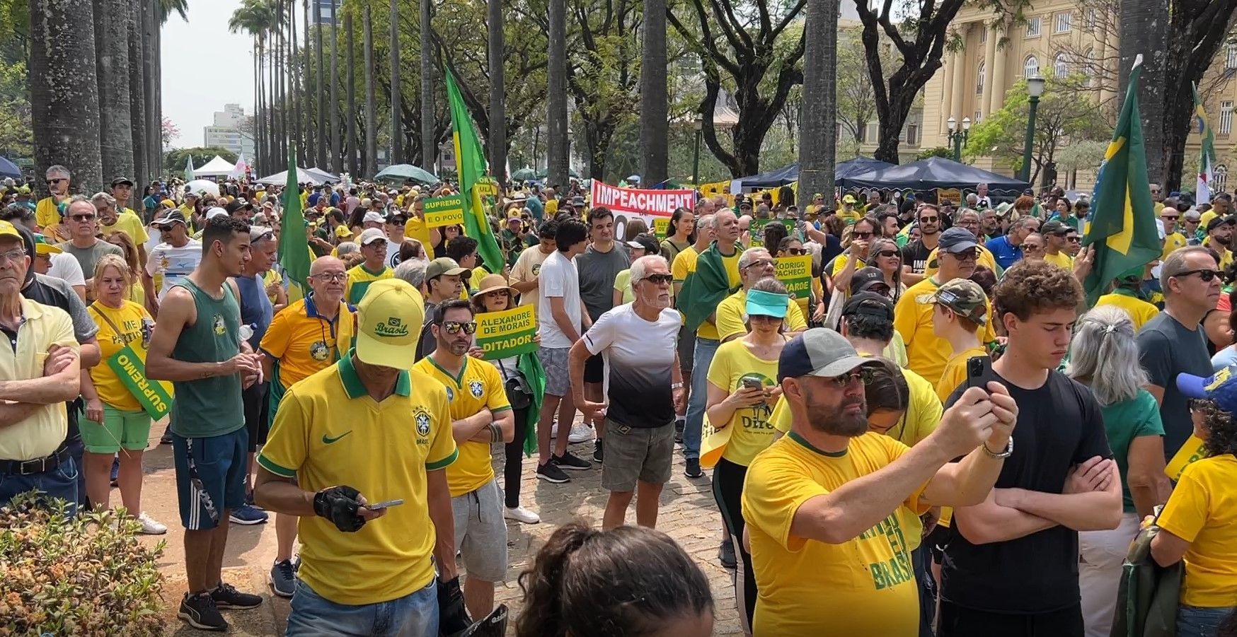 Movimentos da direita em BH pregam aguardar prisão de Bolsonaro para convocar protestos