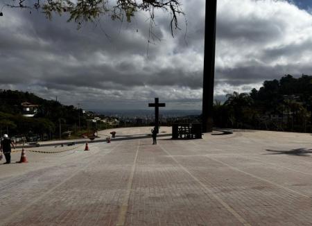 Reforma completa da Praça do Papa ficará pronta no final do ano