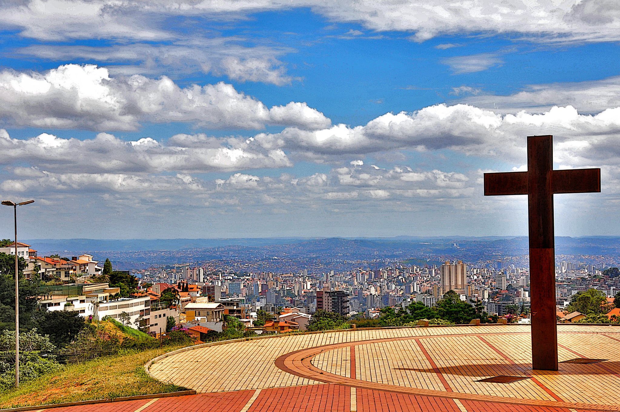 Réveillon: confira o que abre e o que fecha em Belo Horizonte durante o feriado