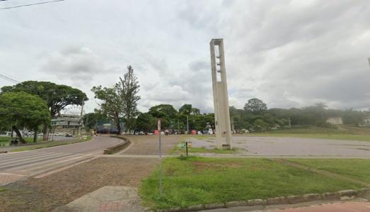 Foto mostra a praça Geralda Damata Pimentel, em Belo Horizonte