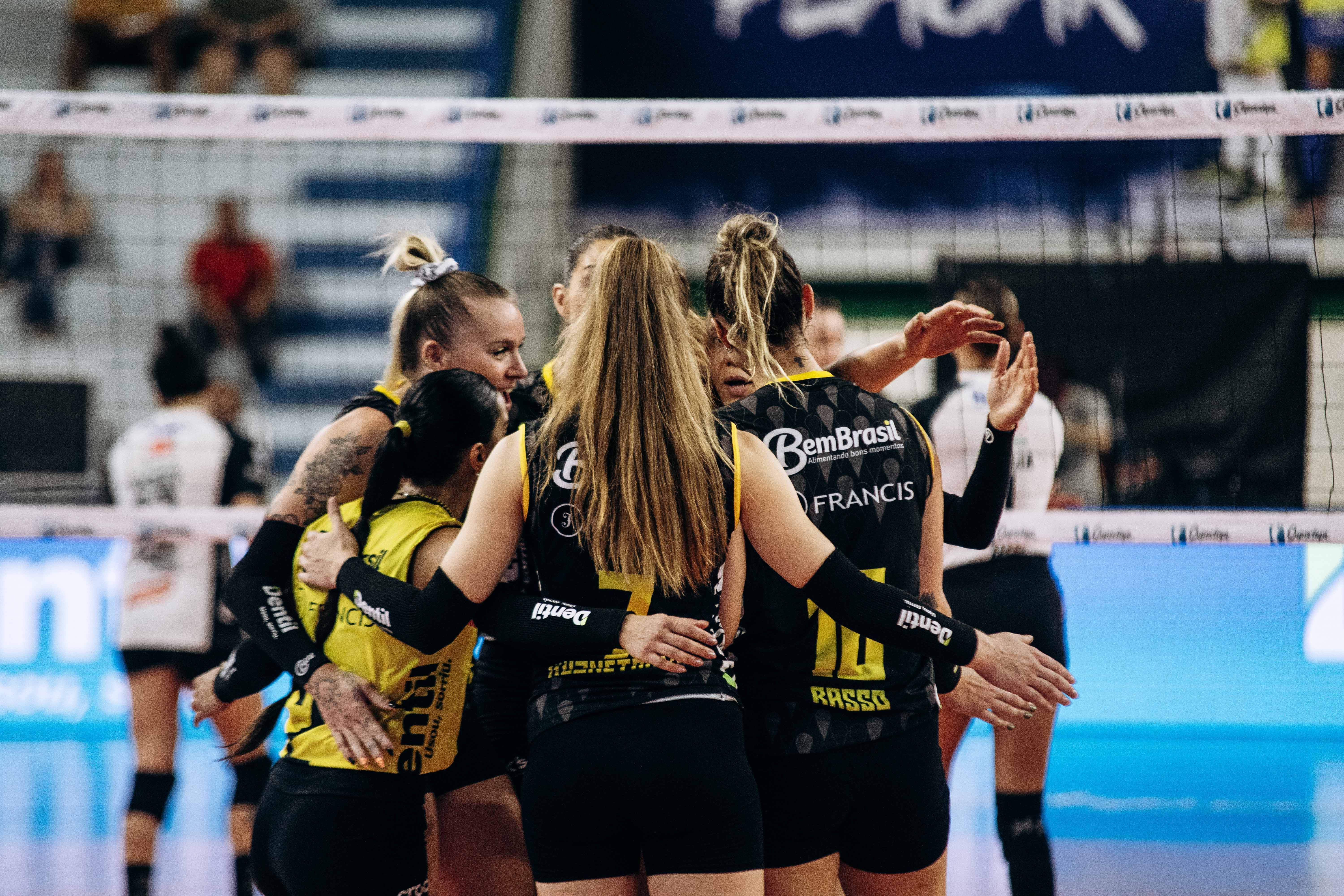 Superliga Feminina de Vôlei: duelo mineiro marca início do returno; veja jogos