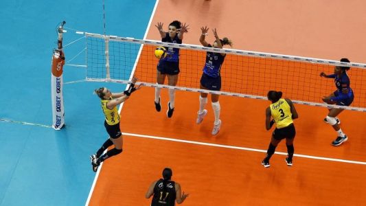 Praia Clube e Minas disputam a final da Superliga Feminina